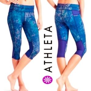 Athleta Blue Splatter Be Free Knicker Crop Capri Leggings Size XS